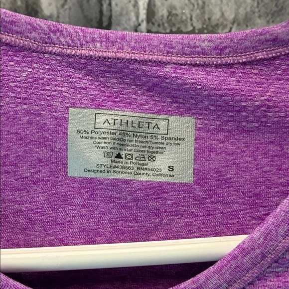 Athleta Purple Short Sleeve Top - Picture 3 of 4